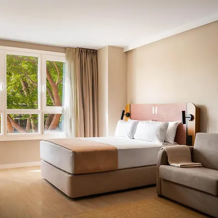 Limehome Gran Via Del Marques Apart-hotel 3*