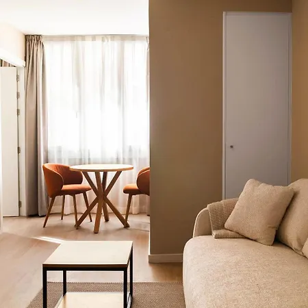 Hotel apartamentowy Limehome Gran Via